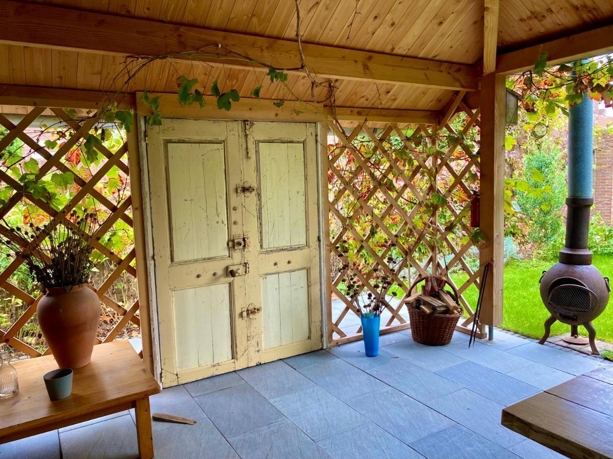 B&B Achterom Thorn Exterior photo