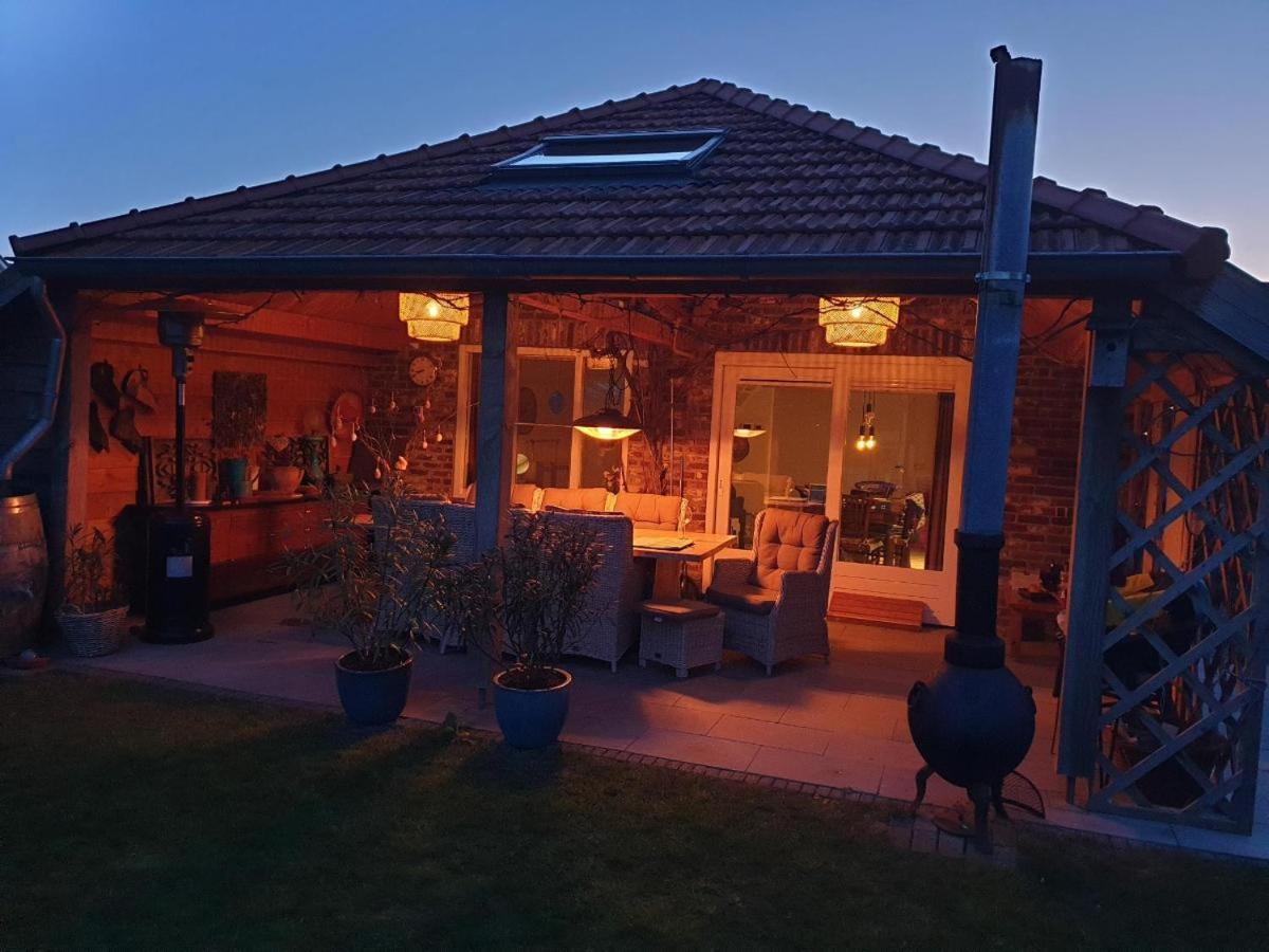B&B Achterom Thorn Exterior photo